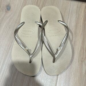 Havaianas Slim Gold Flip Flops Size 9